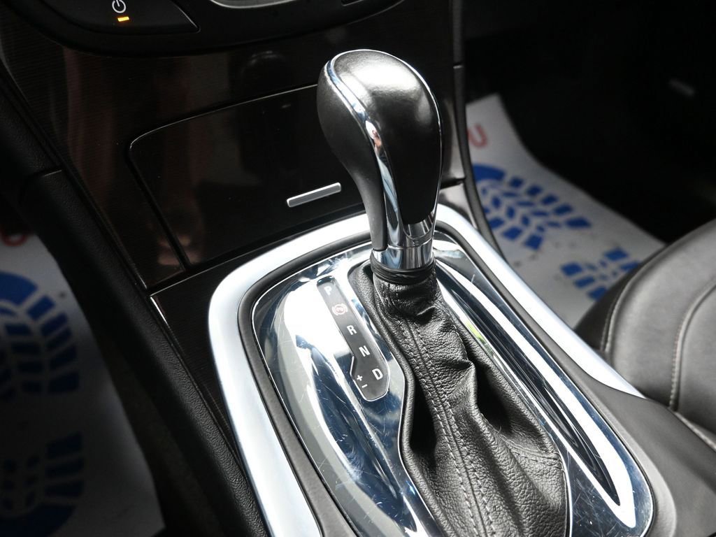 Used 2016 Buick Regal Premium w/ Driver Confidence Package #1 image 23