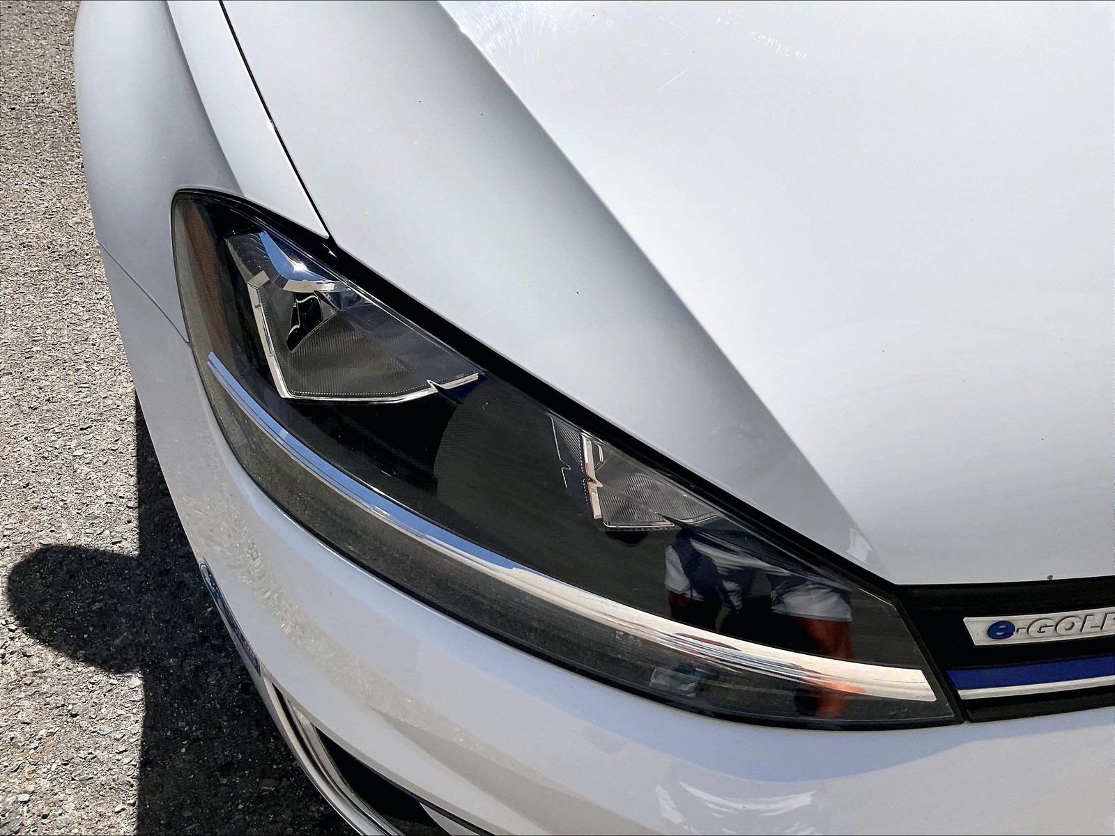 Used 2018 Volkswagen e-Golf SE FWD image 27