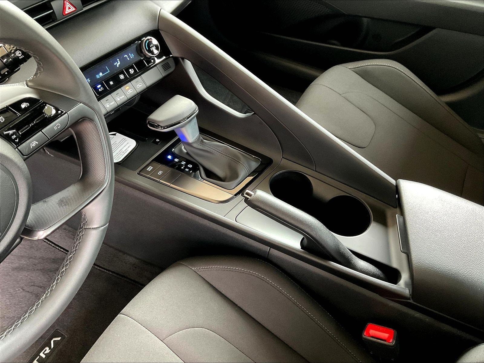 Used 2026 Hyundai Elantra Sport w/ Cargo Package FWD image 17