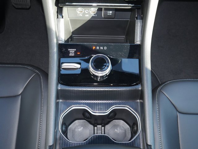 New 2025 Jeep Grand Cherokee Limited w/ Black Appearance Package image 21