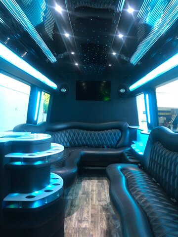 Used 2012 Mercedes-Benz Sprinter 2500 image 33