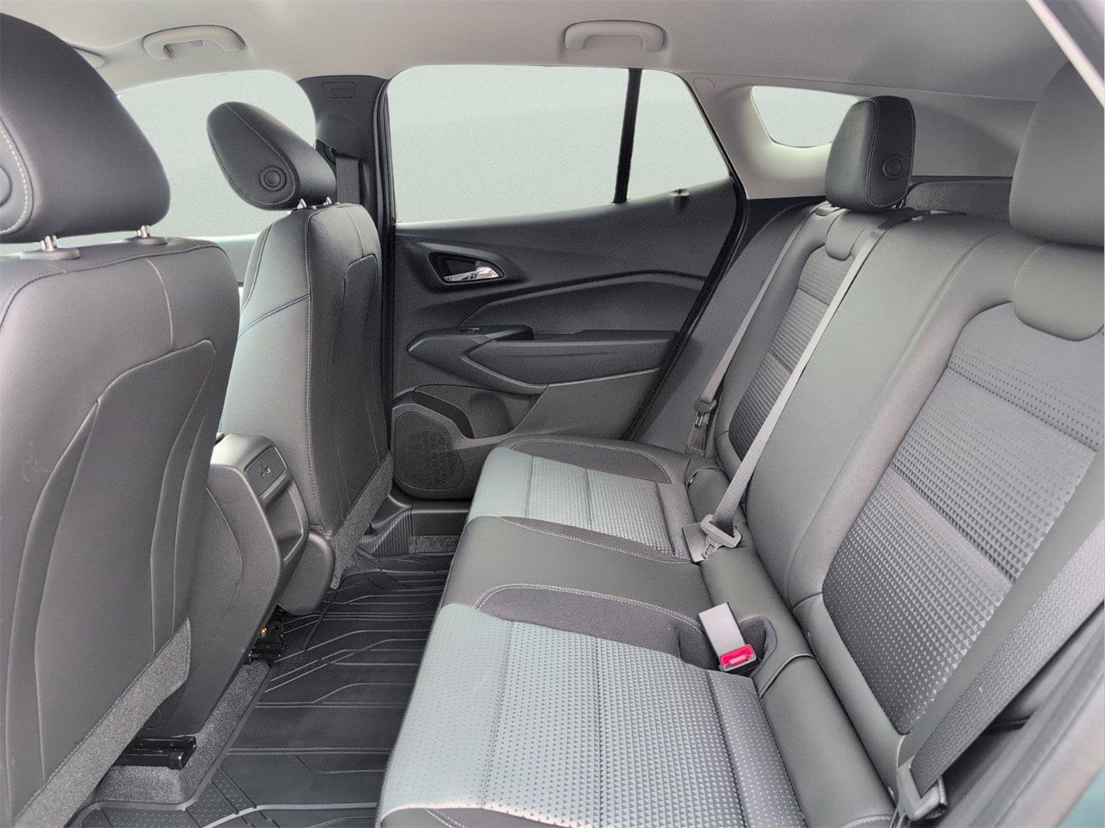 New 2026 Chevrolet Trax LT w/ Driver Confidence Package image 13