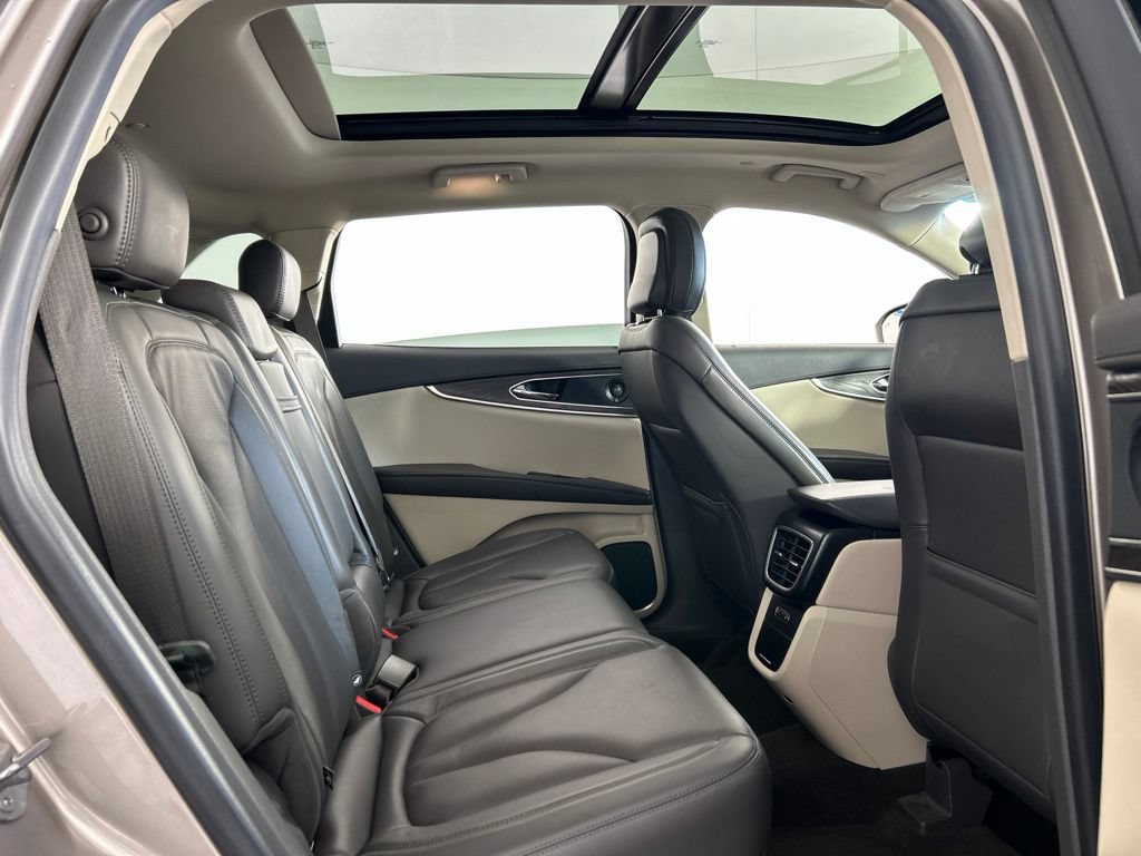 Used 2020 Lincoln Nautilus Reserve FWD image 27