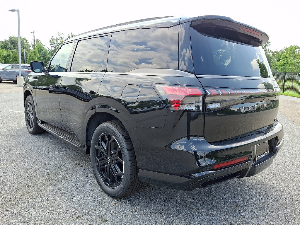 New 2027 INFINITI QX80 Sensory AWD/4WD image 3