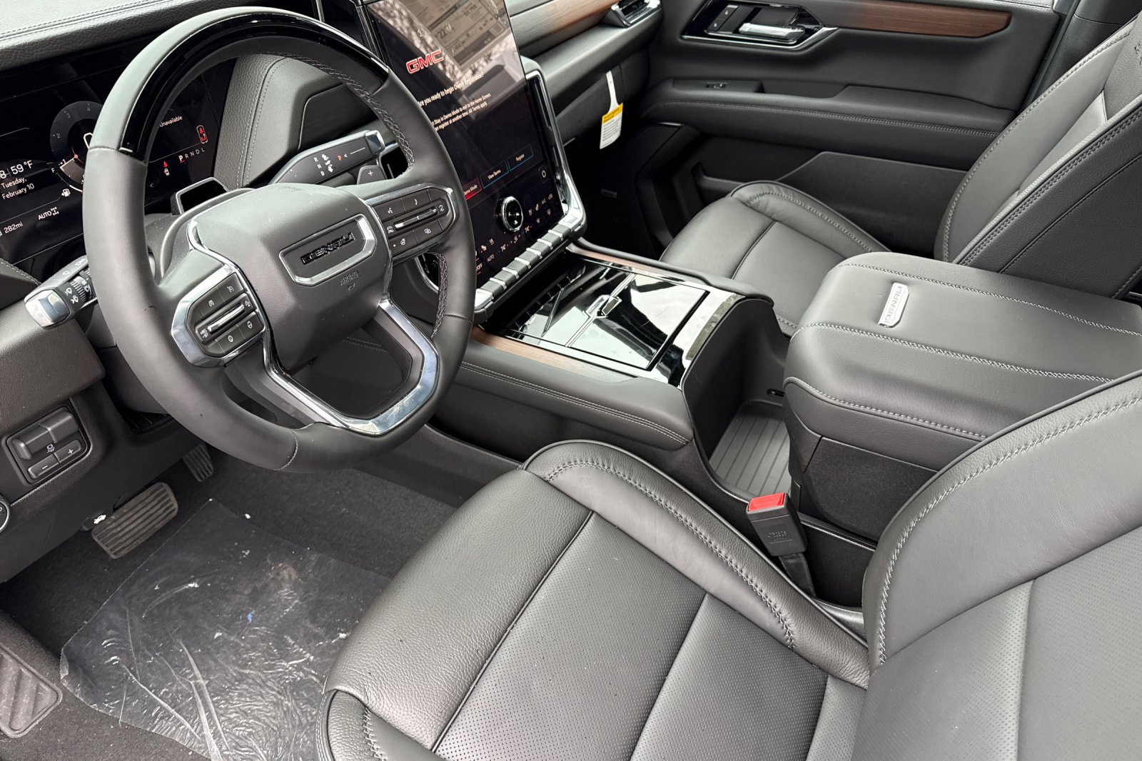 New 2026 GMC Yukon XL Denali w/ Denali Reserve Package image 11