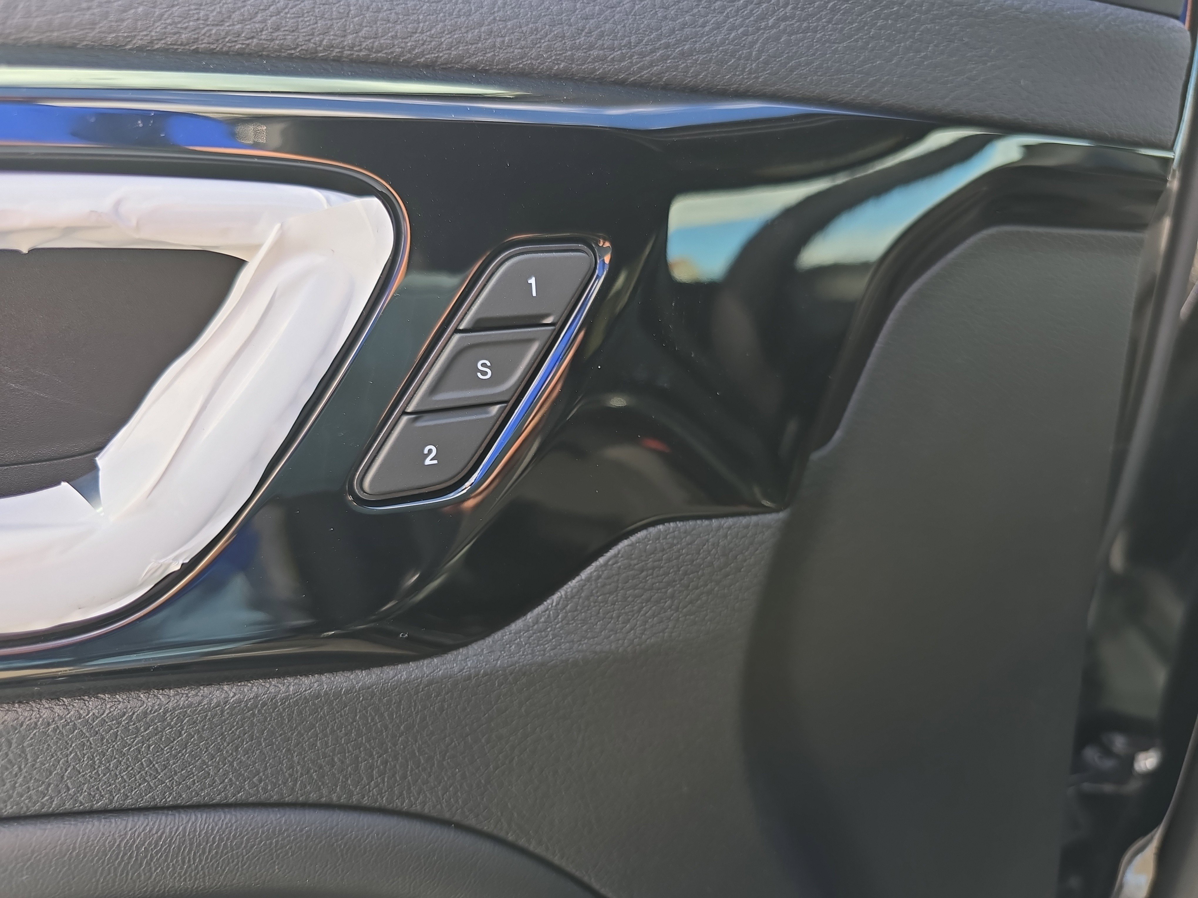 New 2025 Jeep Compass Limited w/ High Altitude Package image 18