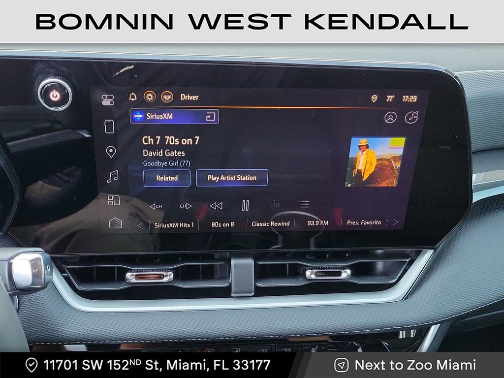 Used 2026 Chevrolet Equinox LT w/ Safety and Technology Package image 18