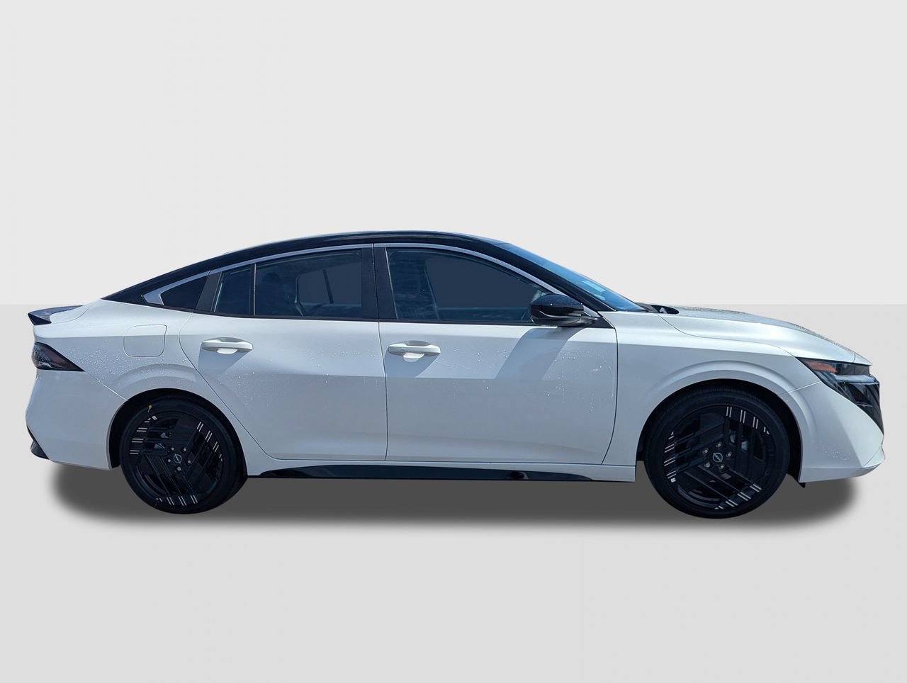 New 2027 Nissan Sentra SR FWD image 6