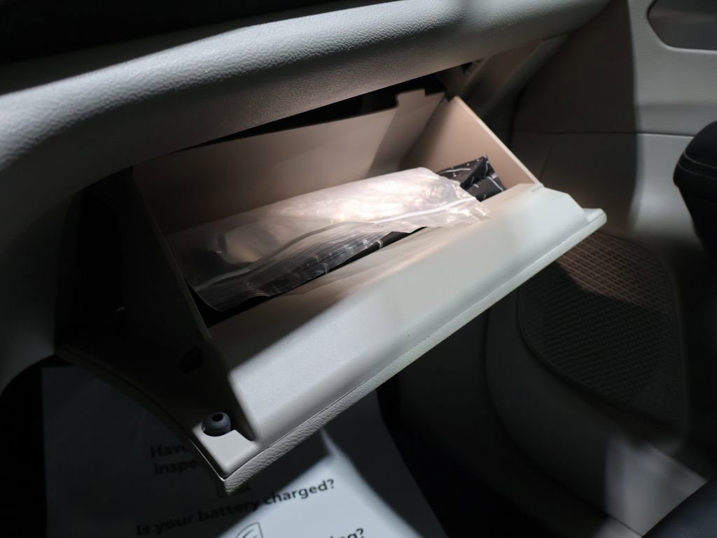 Used 2023 Chrysler Pacifica Touring-L image 29