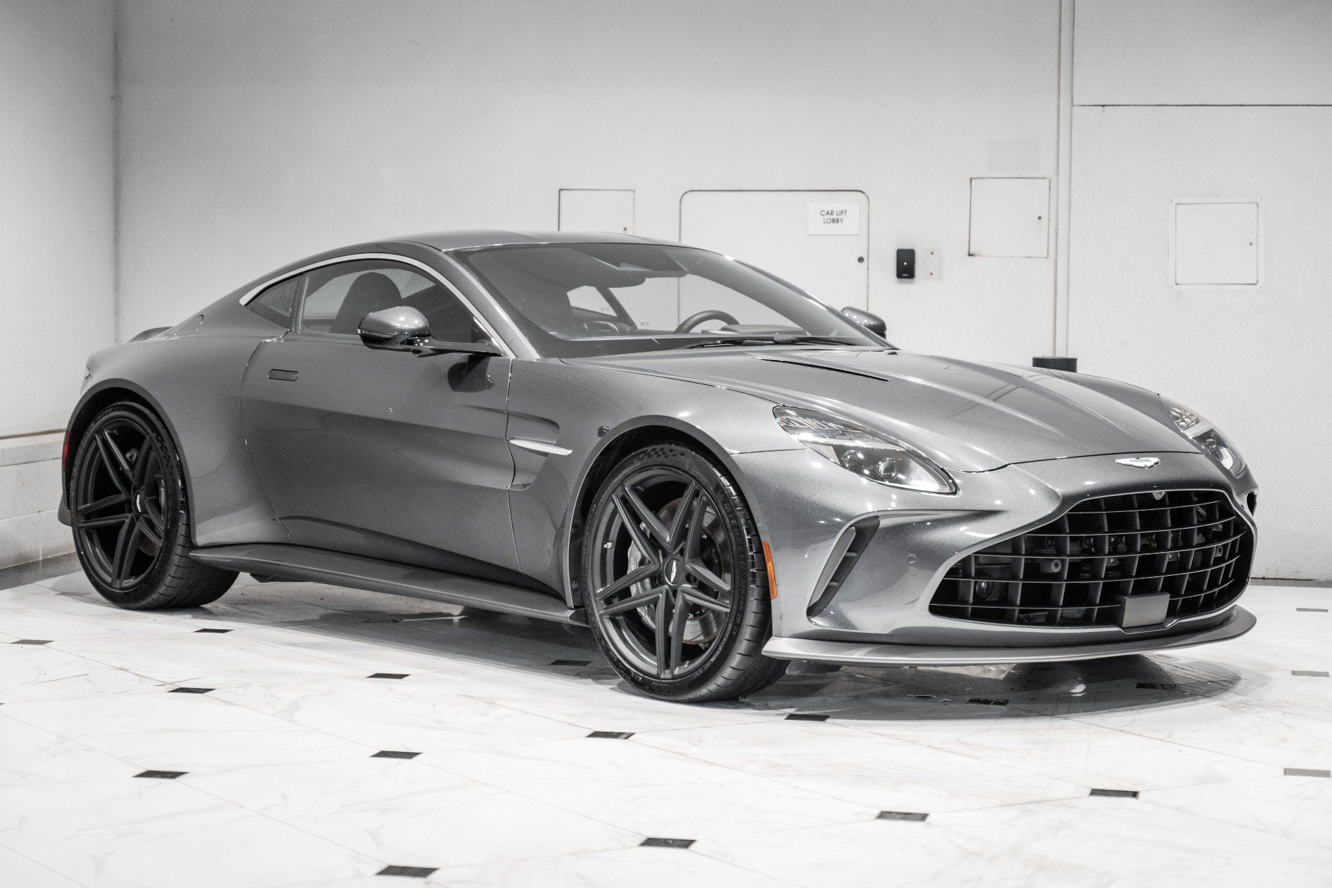 Used 2025 Aston Martin V8 Vantage Coupe