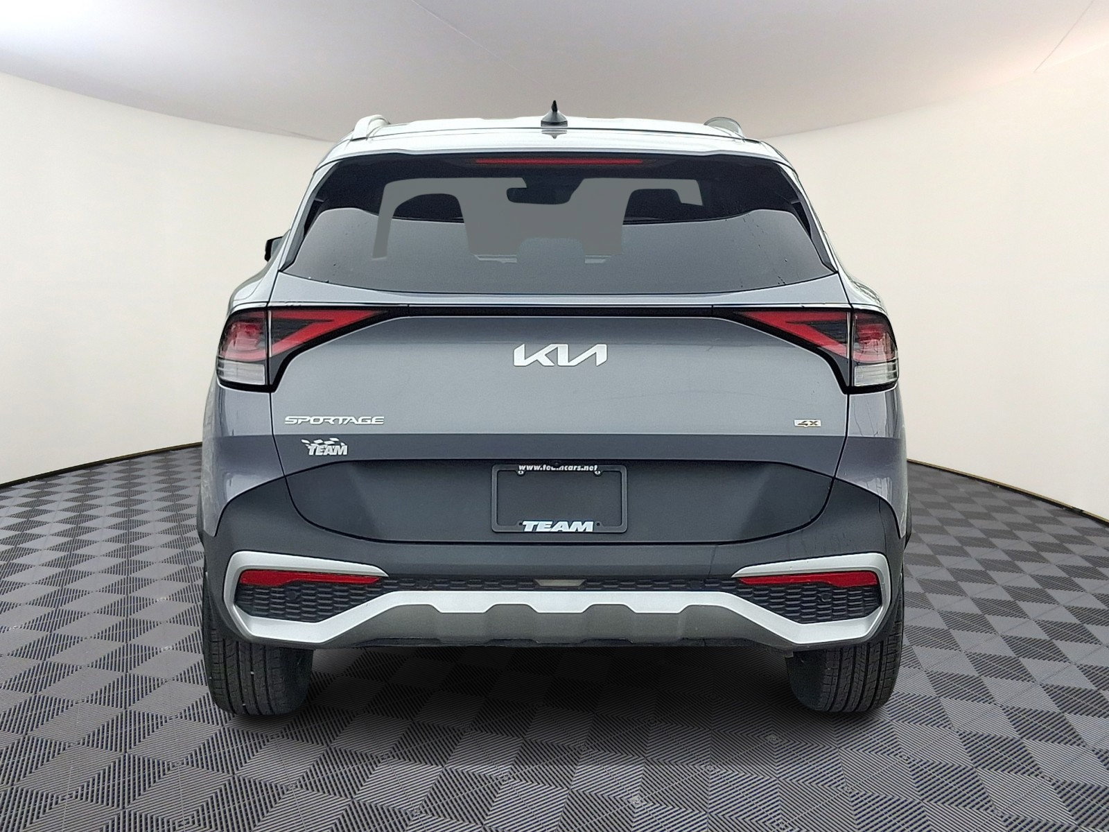 Used 2025 Kia Sportage EX AWD/4WD image 5