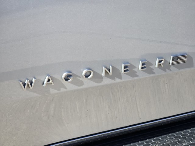 Certified 2024 Jeep Wagoneer Series II w/ Flexible Seating Group AWD/4WD image 12