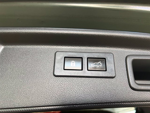 Used 2022 Subaru Forester Limited w/ Popular Package #2 AWD/4WD image 11