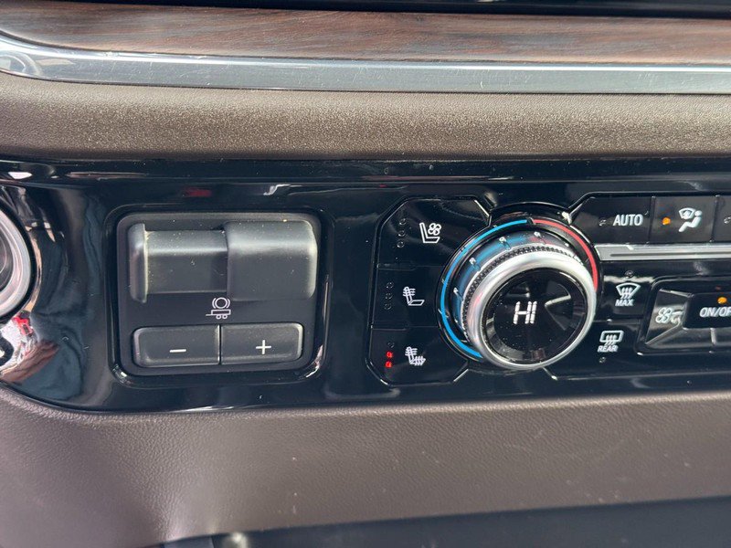 Used 2024 GMC Sierra 1500 SLT w/ SLT Premium Plus Package image 23