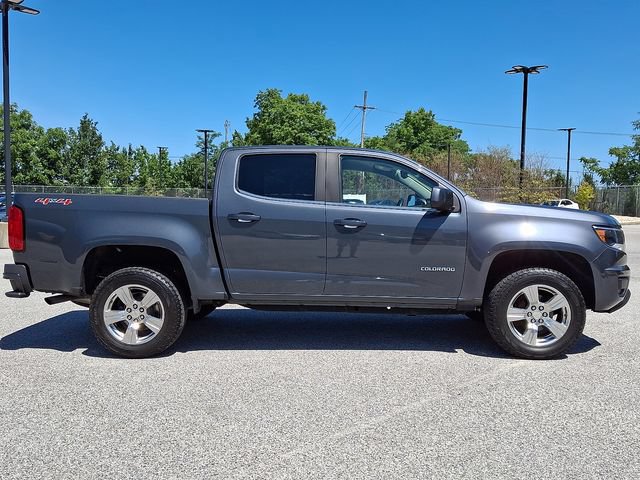 Used 2017 Chevrolet Colorado LT AWD/4WD image 10