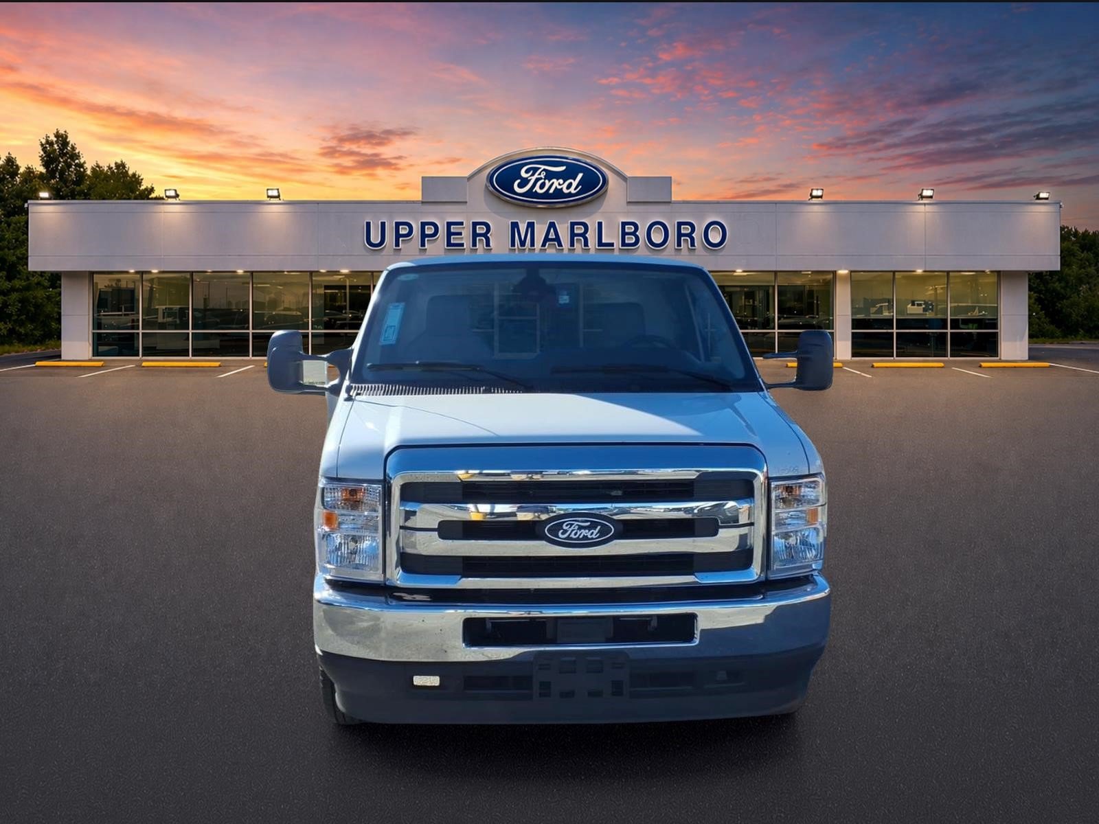 New 2027 Ford E-350 and Econoline 350 Super Duty w/ Power Equipment Group RWD image 3