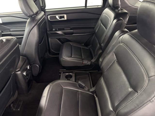Used 2020 Ford Explorer XLT w/ Equipment Group 202A image 24