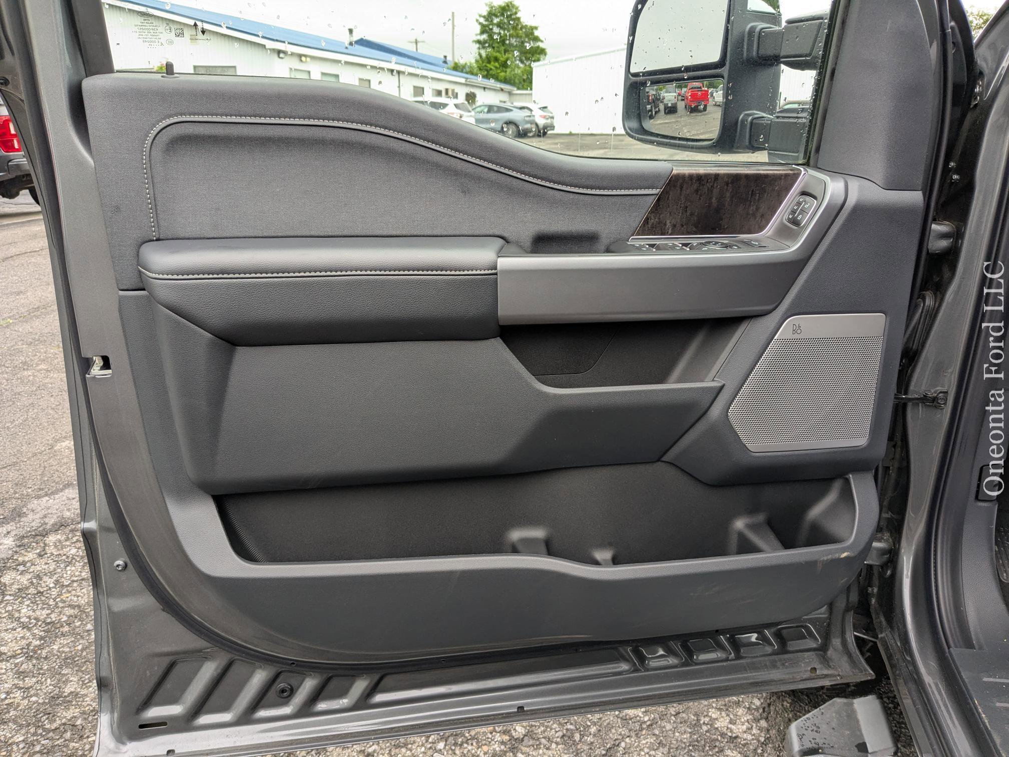 New 2025 Ford F350 Lariat w/ Chrome Package image 18