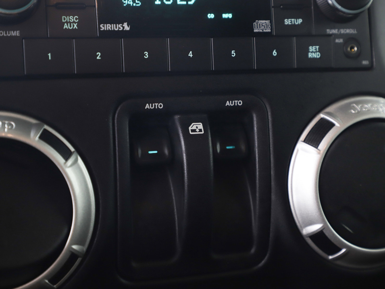 Used 2016 Jeep Wrangler Rubicon image 19