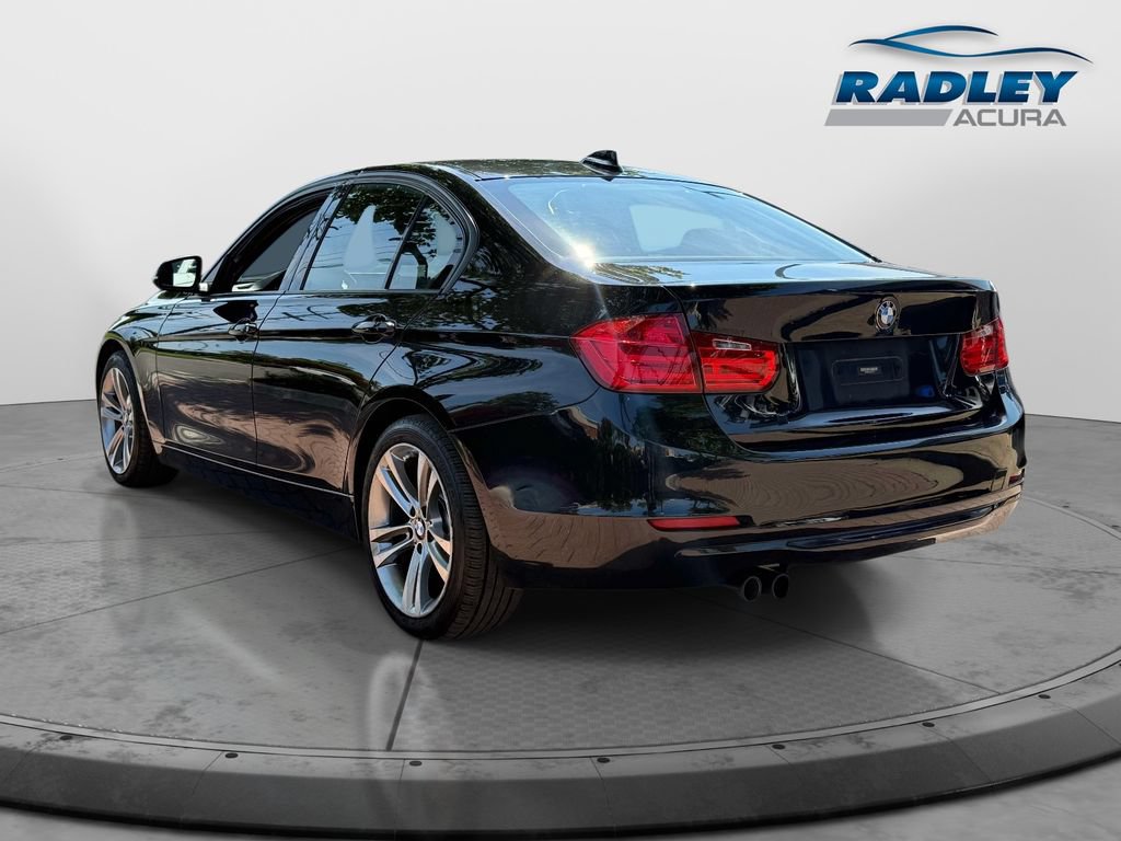 Used 2013 BMW 328i xDrive Sedan AWD/4WD image 4