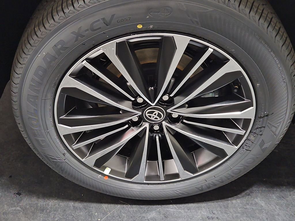 New 2026 Toyota Grand Highlander AWD Hybrid image 9