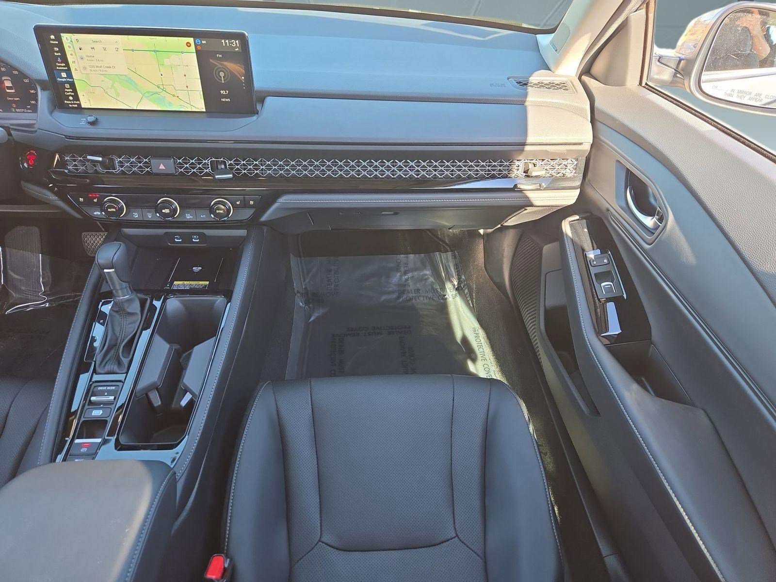 Used 2025 Honda Accord Touring image 29