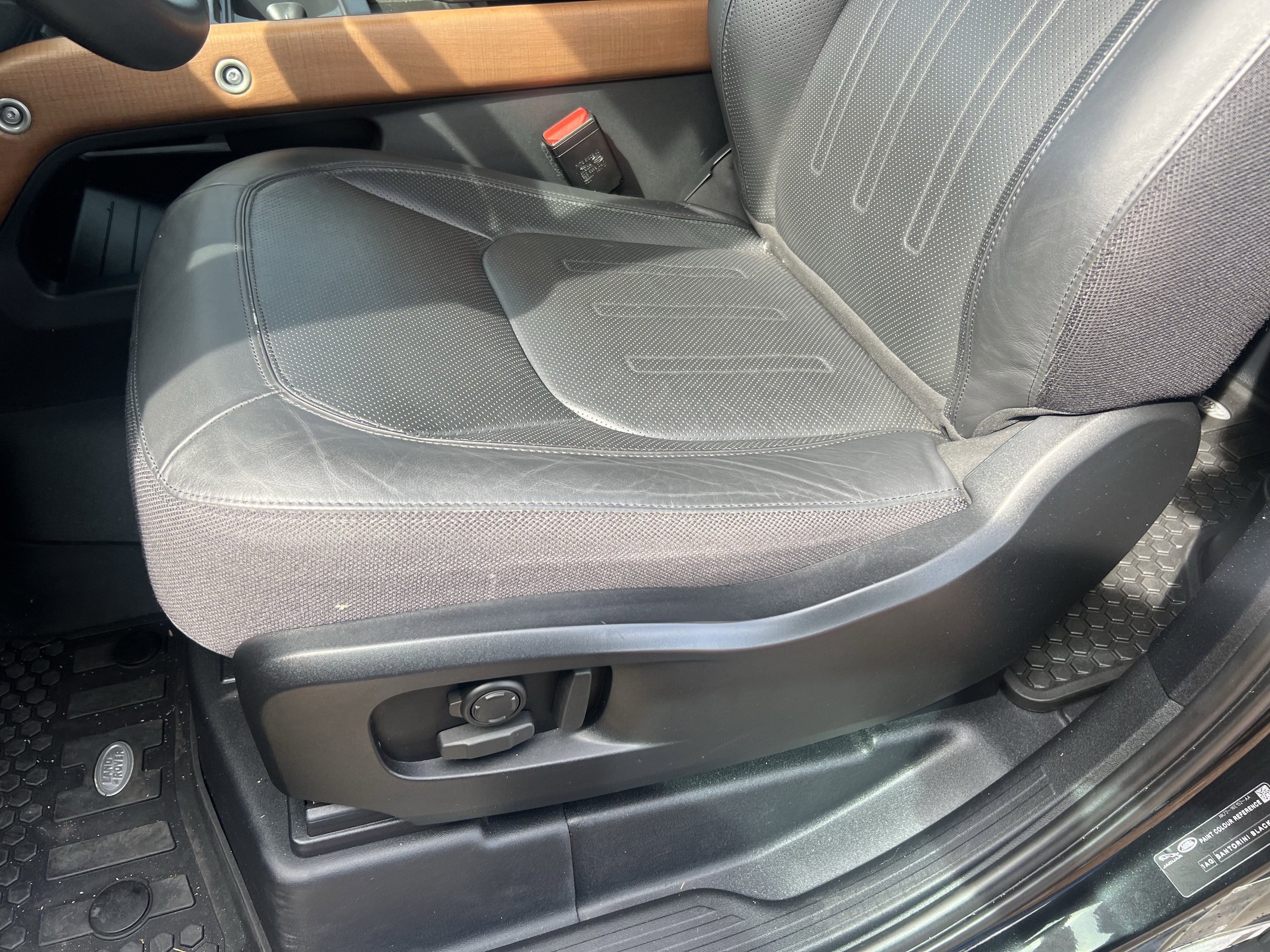 Certified 2023 Land Rover Defender 90 X image 20