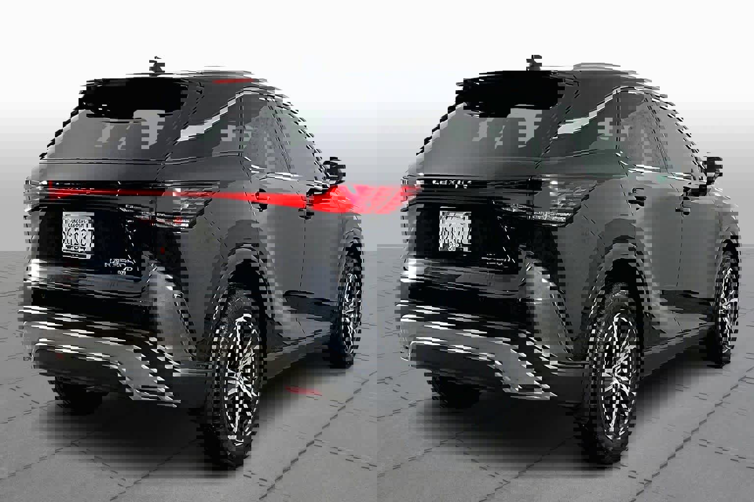 Used 2024 Lexus RX 350h image 12