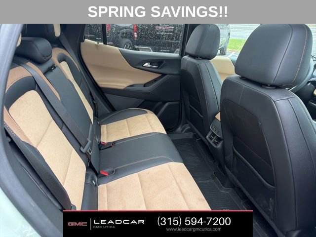 Used 2025 Chevrolet Equinox ACTIV w/ Safety and Technology Package image 13