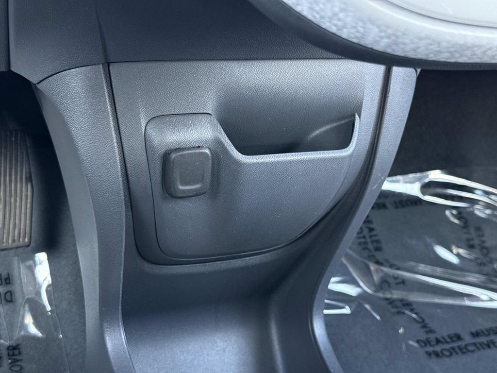 Used 2019 Chevrolet Bolt Premier FWD image 7