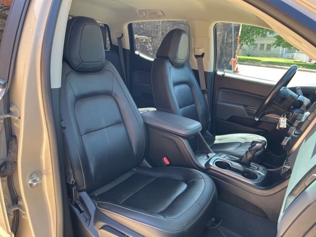 Used 2022 Chevrolet Colorado Z71 w/ Safety Package AWD/4WD image 27