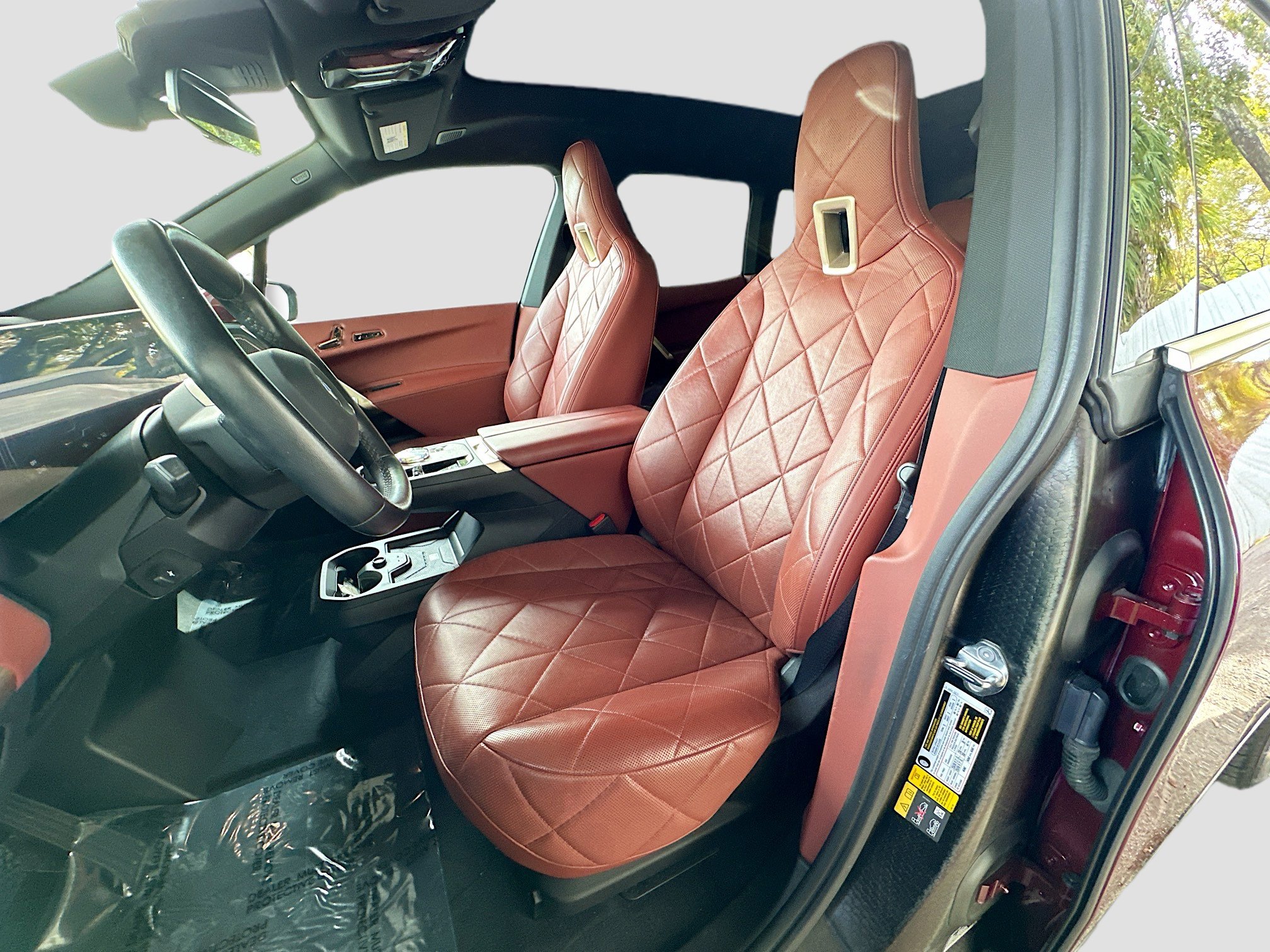 Certified 2022 BMW iX xDrive50 w/ Premium Package image 22