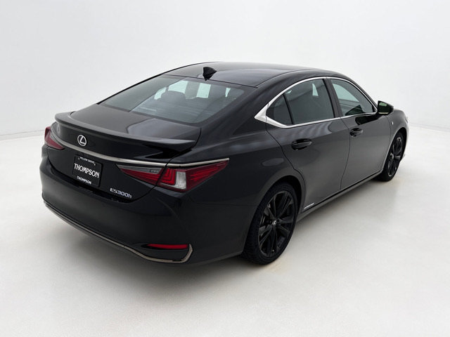 Certified 2022 Lexus ES 300h F Sport w/ Accessory Package FWD image 10