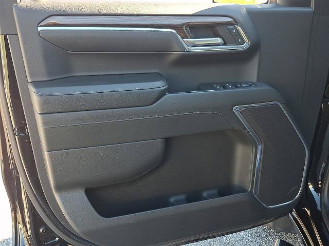Used 2024 Chevrolet Silverado 1500 LT AWD/4WD image 13