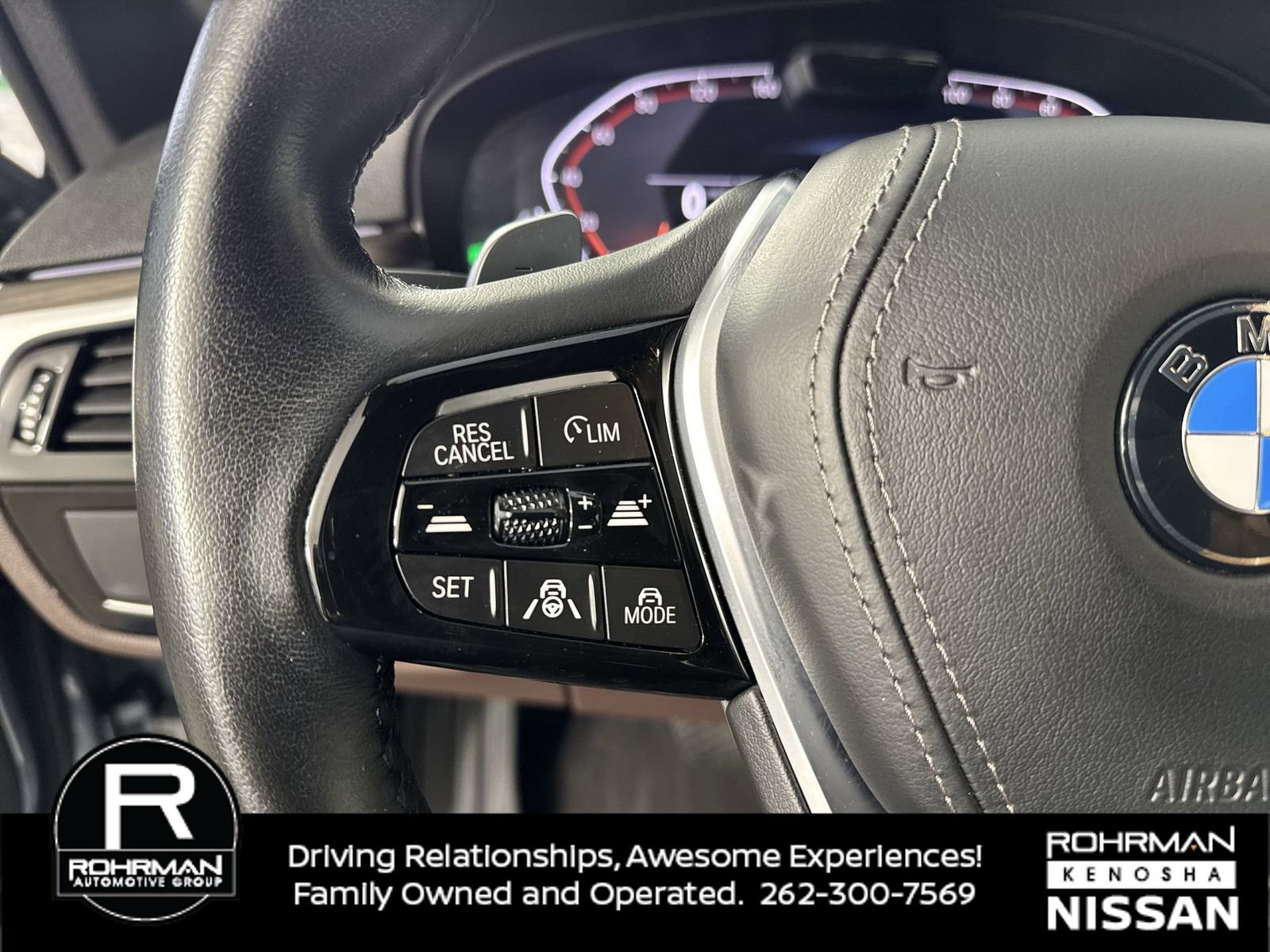 Used 2022 BMW 540i xDrive w/ Premium Package image 12