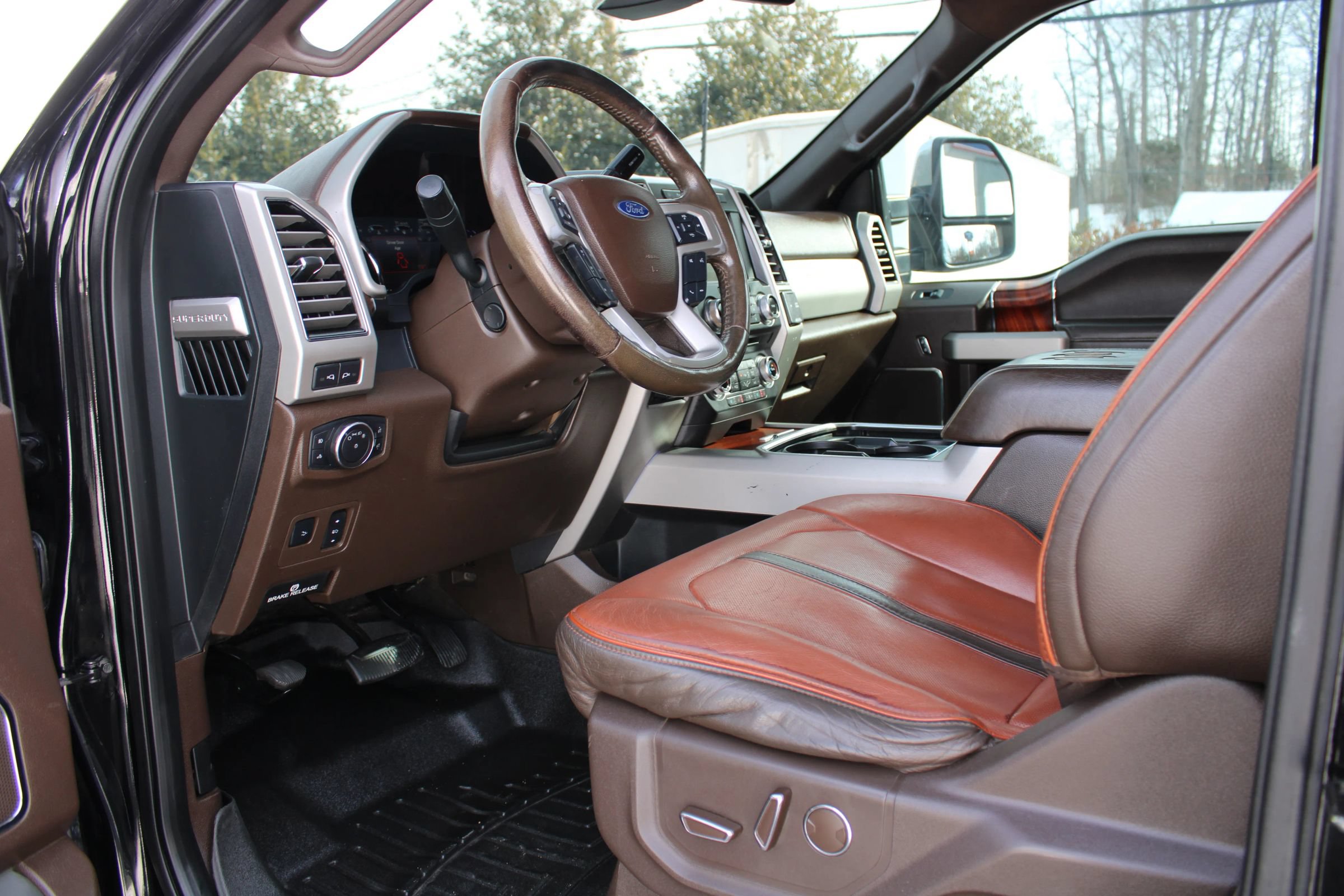 Used 2018 Ford F350 King Ranch w/ Chrome Package AWD/4WD image 17