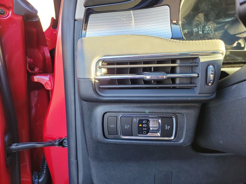 New 2026 Lincoln Corsair Premiere image 21