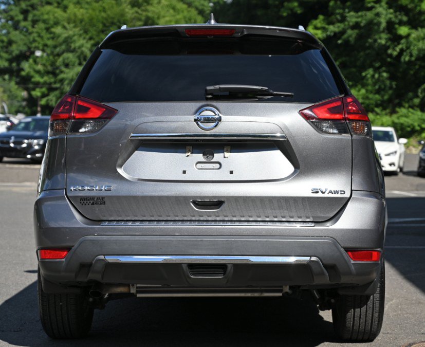 Used 2018 Nissan Rogue SV w/ Premium Package AWD/4WD image 5
