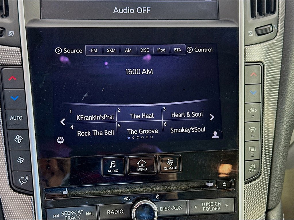 Used 2017 INFINITI Q50 3.0t Premium w/ Driver Assistance Package image 15