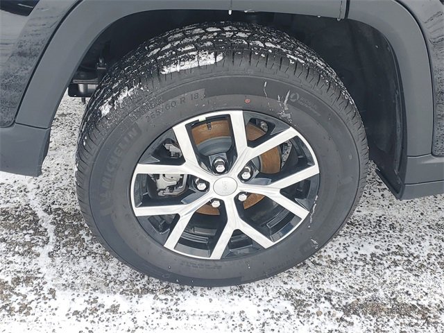 New 2025 Jeep Grand Cherokee Limited w/ Trailer Tow Package image 5