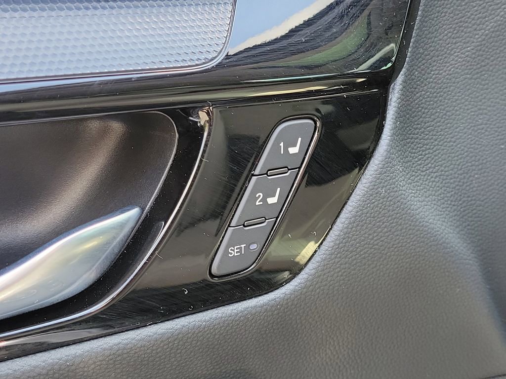 Used 2024 Honda CR-V EX-L image 18