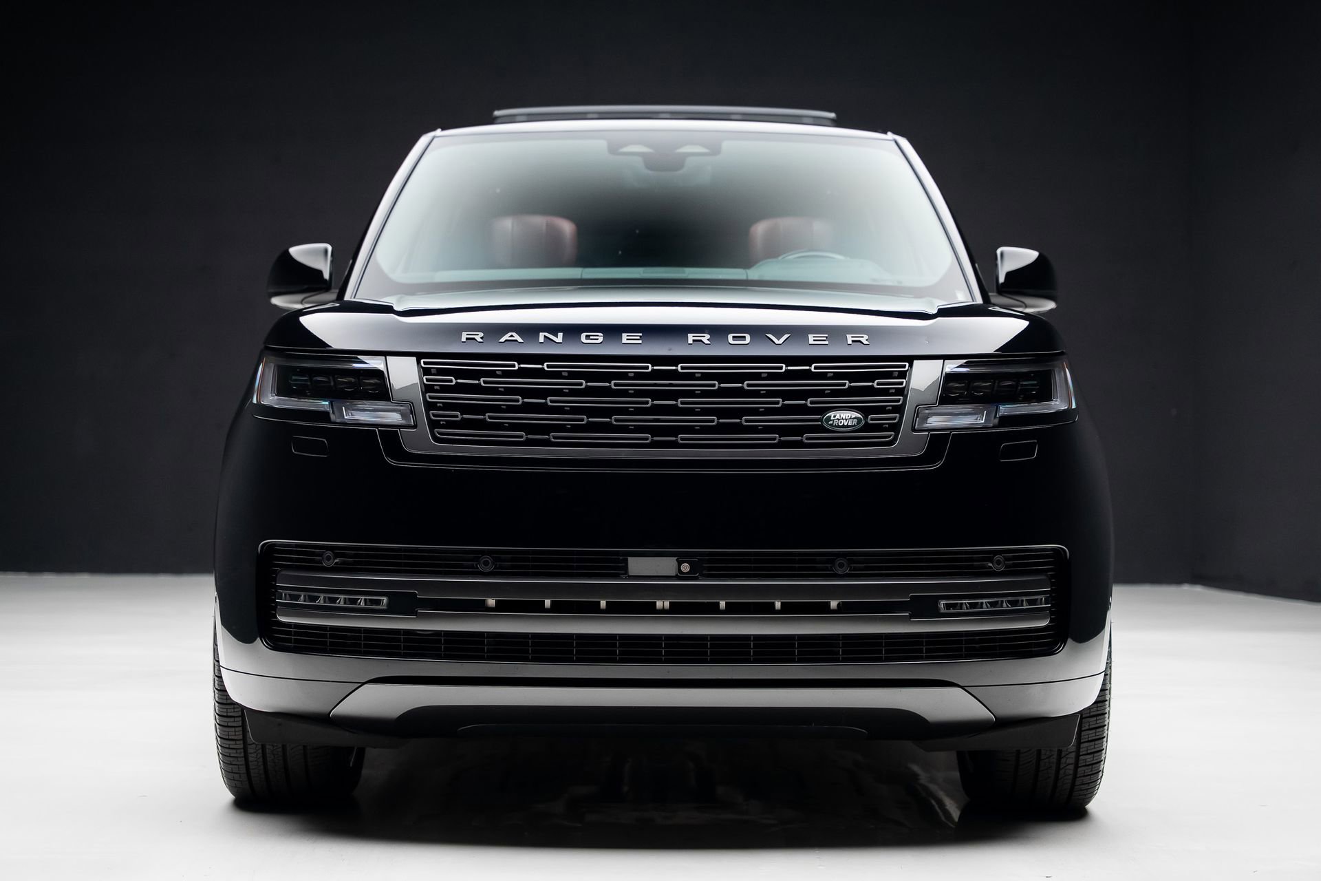 Used 2024 Land Rover Range Rover Long Wheelbase Autobiography AWD/4WD image 8