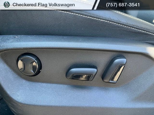 Used 2022 Volkswagen Atlas SE AWD/4WD image 25