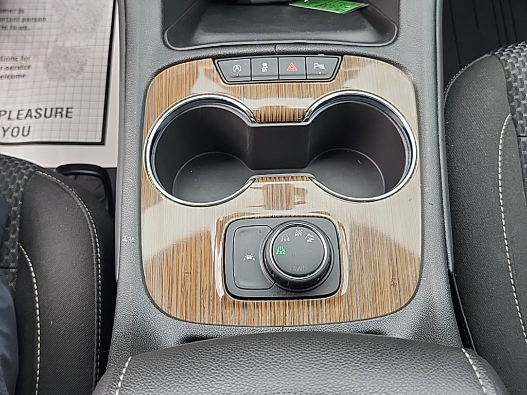 Certified 2023 GMC Acadia SLE w/ LPO, Floor Liner Package image 33