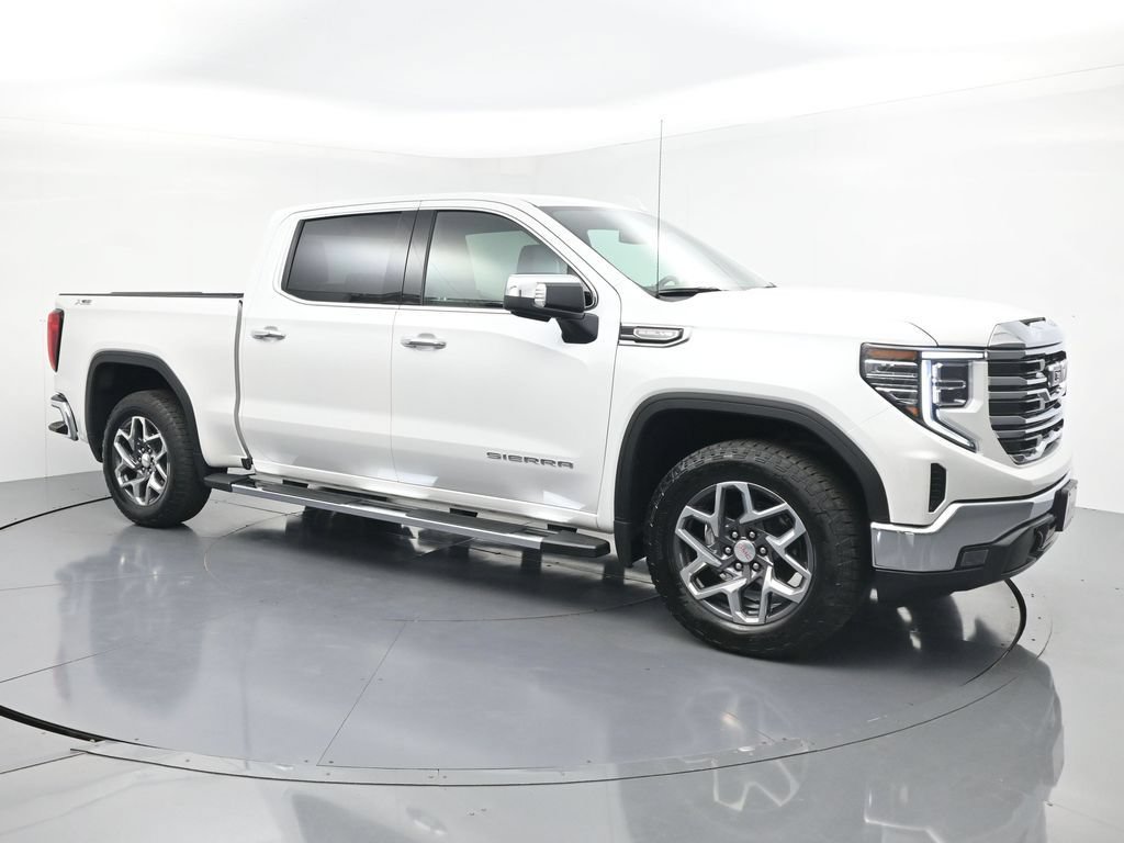 Used 2022 GMC Sierra 1500 SLT w/ SLT Convenience Package AWD/4WD image 7