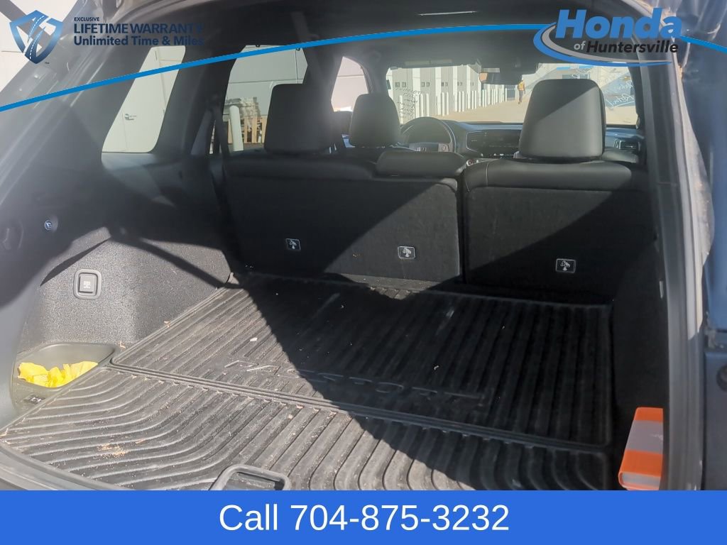 Used 2023 Honda Passport TrailSport image 12