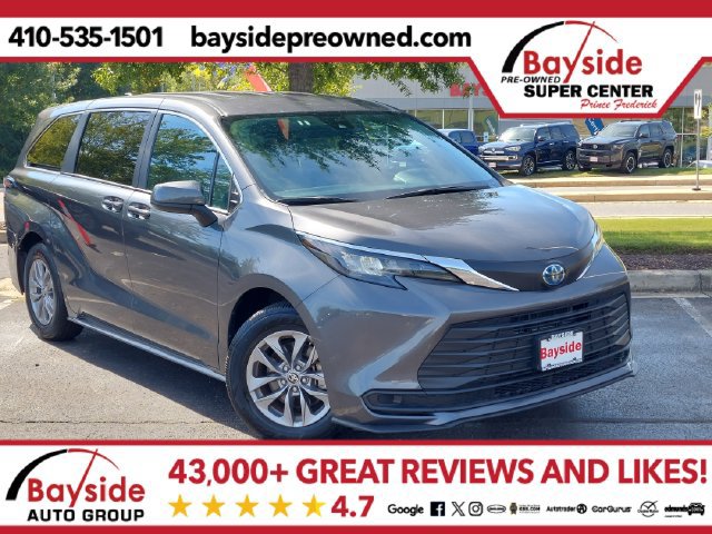 Used 2025 Toyota Sienna LE