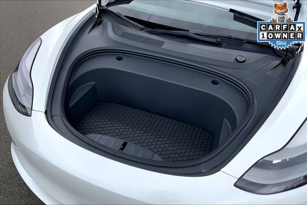 Used 2022 Tesla Model 3 Performance image 32