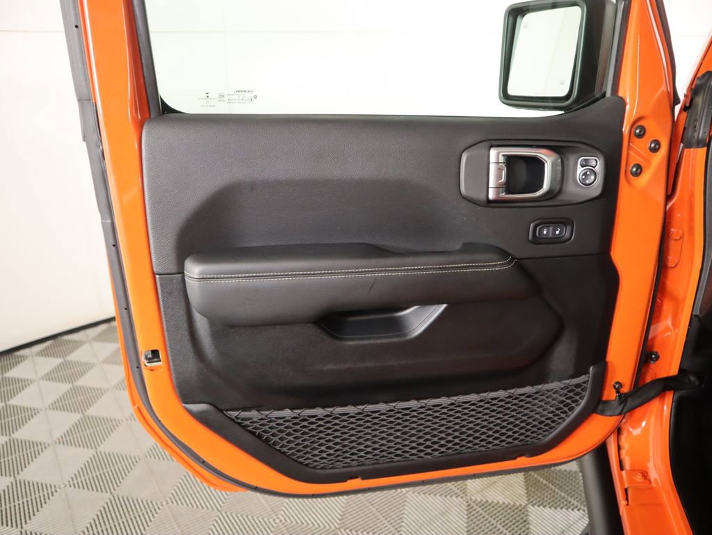 Used 2020 Jeep Gladiator Rubicon w/ Dual Top Group image 25