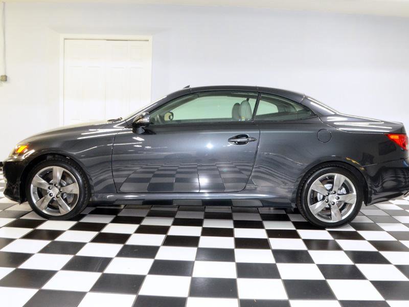 Used 2011 Lexus IS 350C w/ Luxury Pkg image 6
